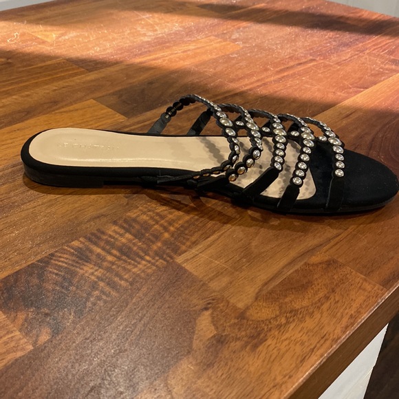 Le Chateau Black Sandals with Silver Studs Size 10 - Picture 4 of 5